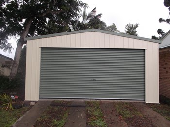 Double Garage with Wideline door